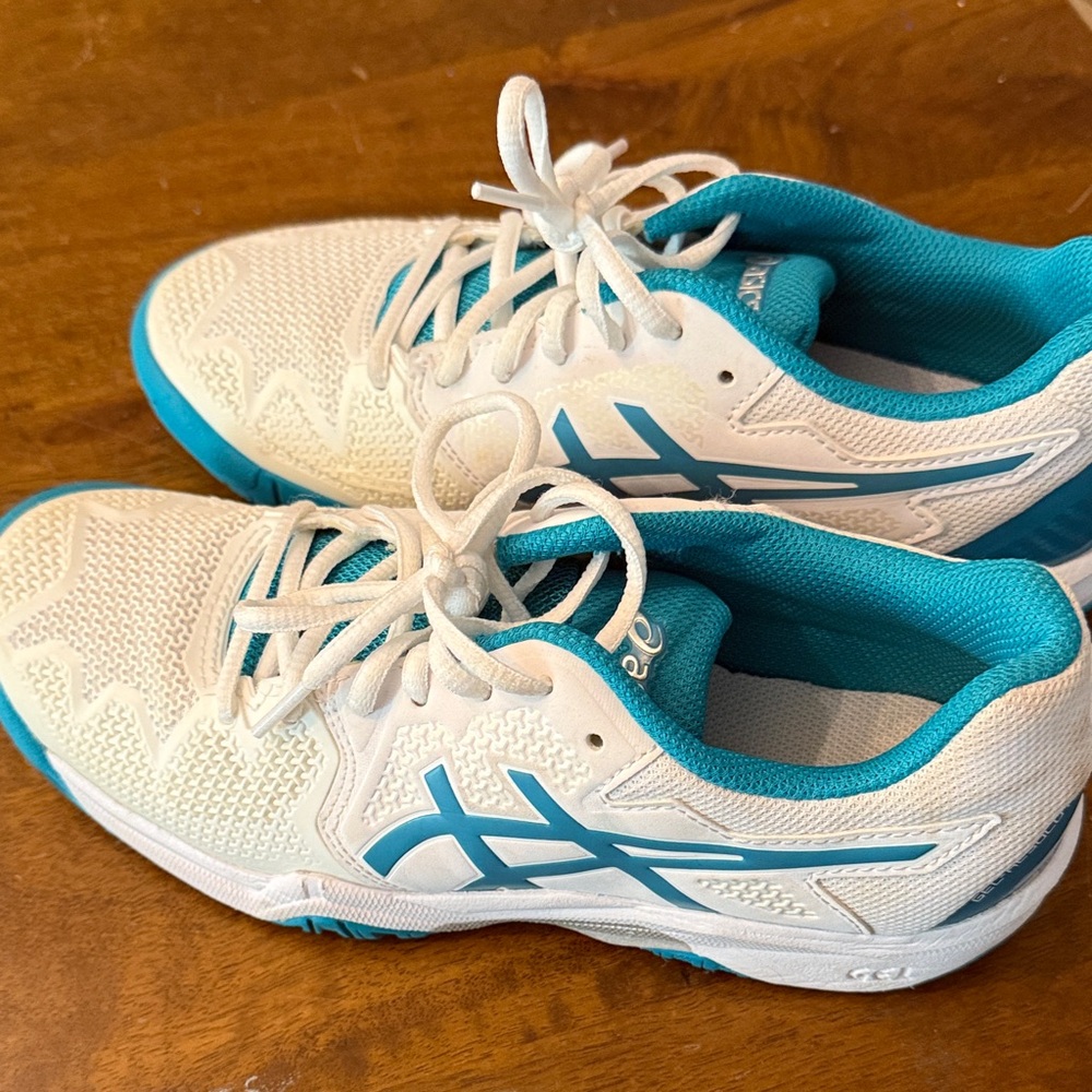 ASICS kids Teal and White Athletic Shoes